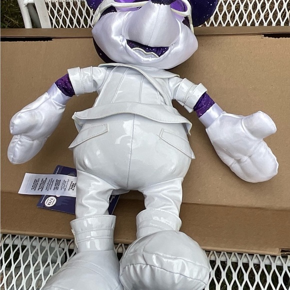 MICKEY MOUSE MAIN ATTRACTION SETIES 1 / 12    MICKEY PLUSH - Picture 8 of 9